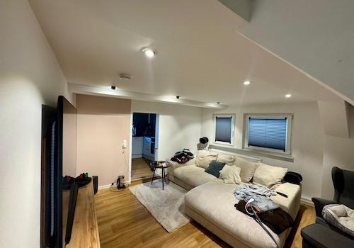 Wohnzimmer Blickwinkel Eingang