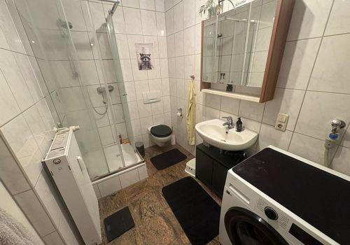 4c3f6b95-d333-4bee-9dcc-630beb6ff617