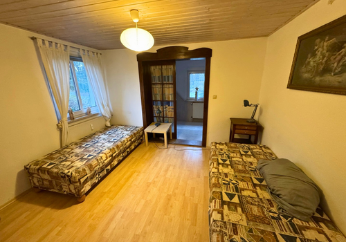 Wohnhaus OG Schlafzimmer