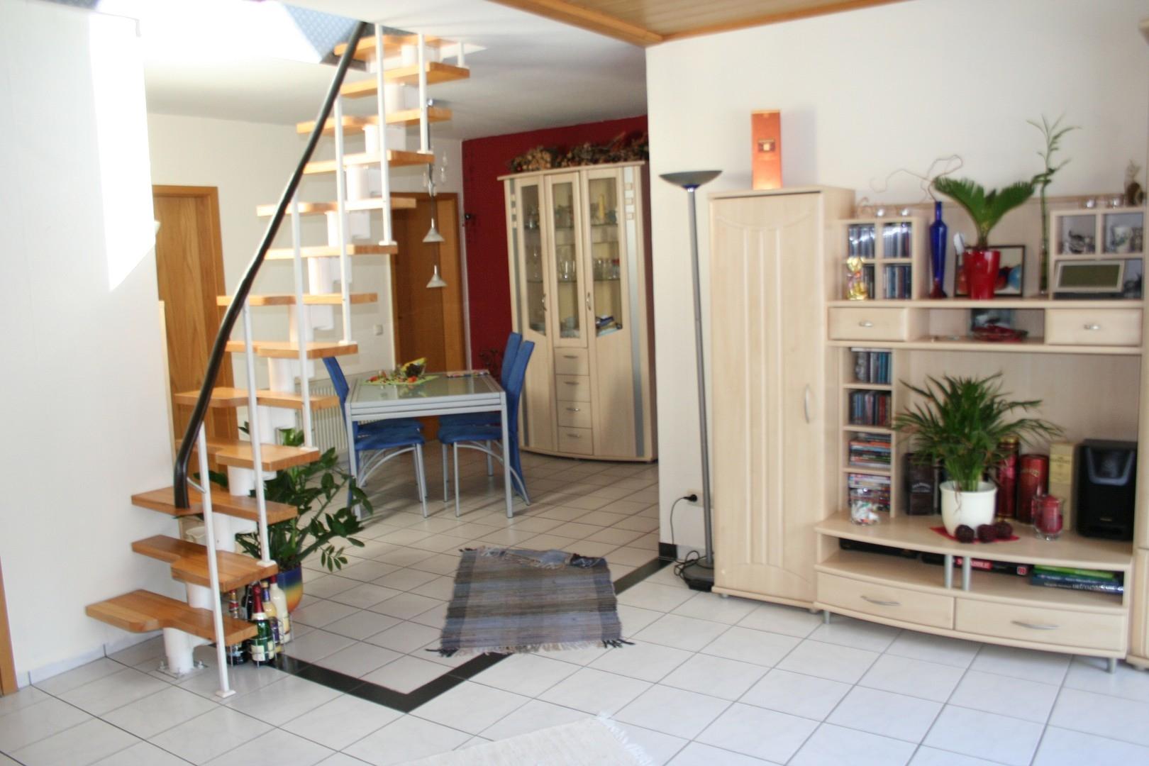 Essen /WOHNEN Treppe Kinder