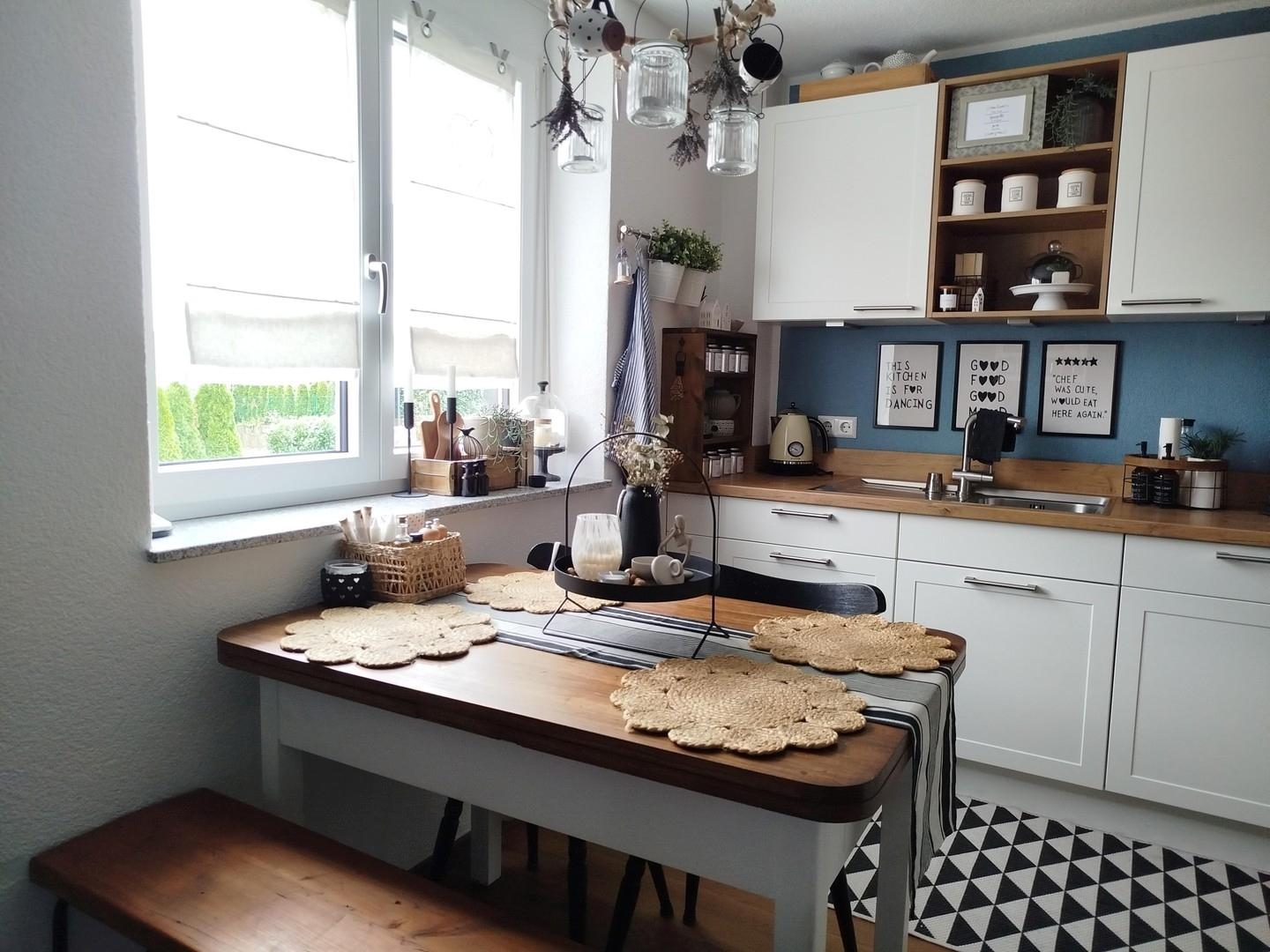 Essbereich in Wohnküche