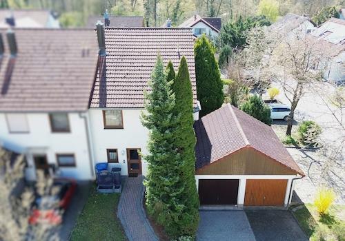 Hausansicht (Eingang)