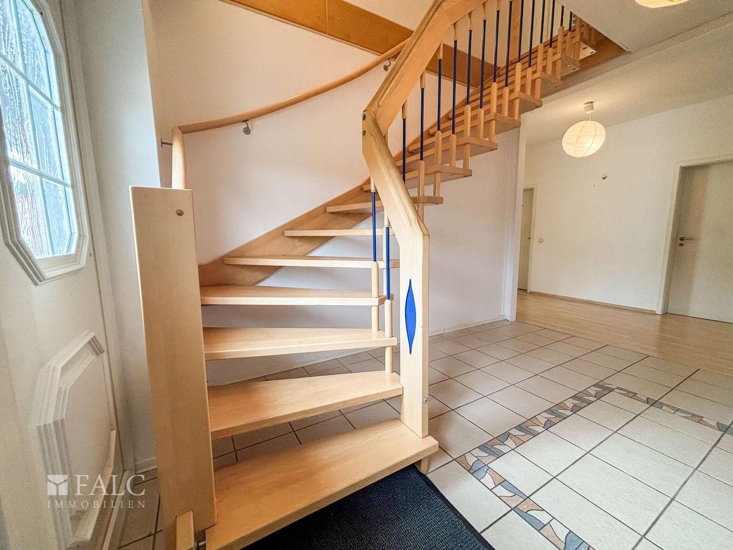 Treppe ins Dachgeschoss