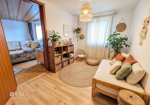 Büro/Gästezimmer im Altbau (KI)