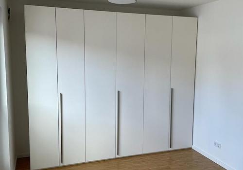 Schlafzimmerschrank