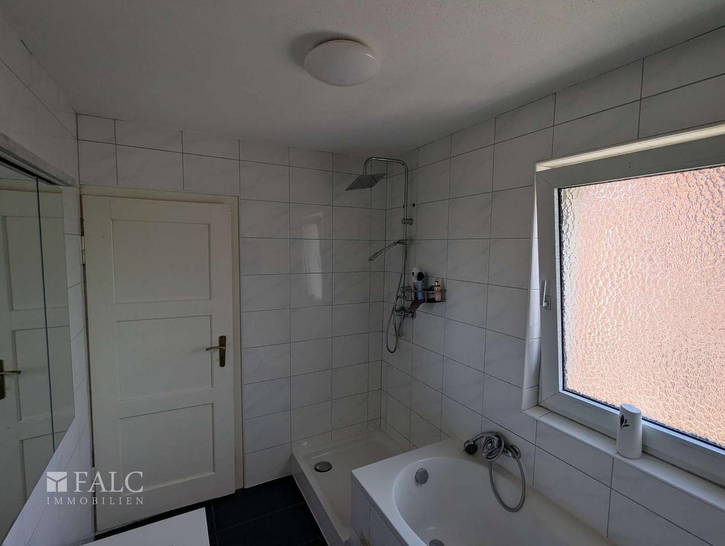 Wohnung I EG Bad I