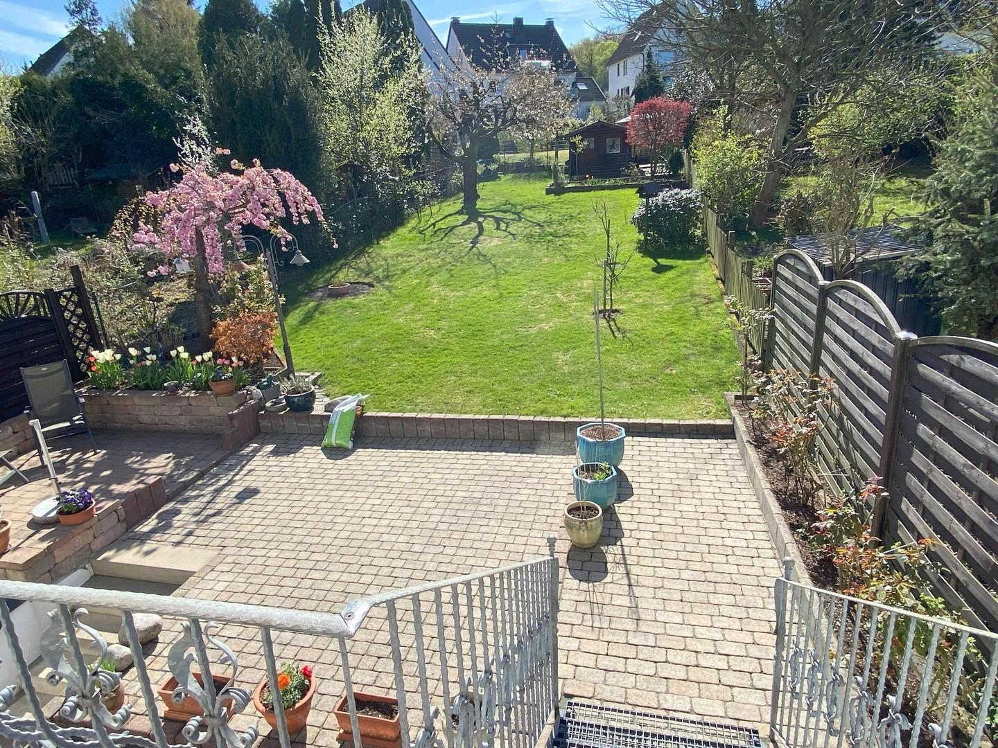 Blick vom OG in den Garten 