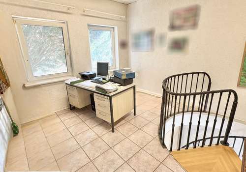 Büroeinheit OG mit Zugang zu den privaten Räumen