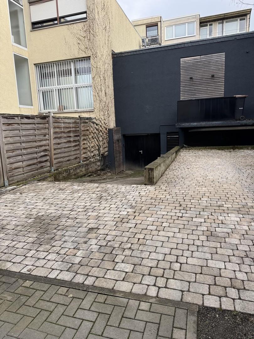 Zufahrt und separater Eingang