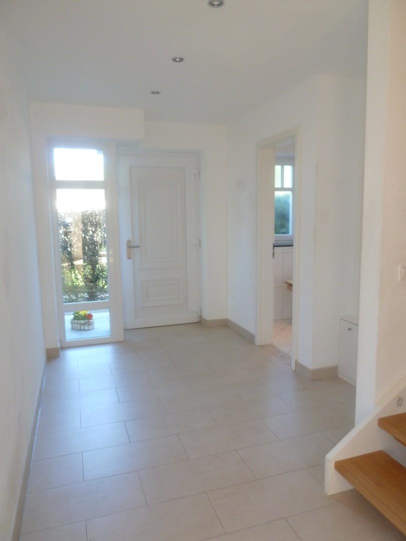 gefliestes EG mit Tageslicht