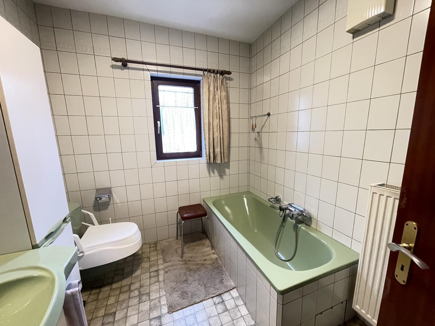 Badezimmer EG