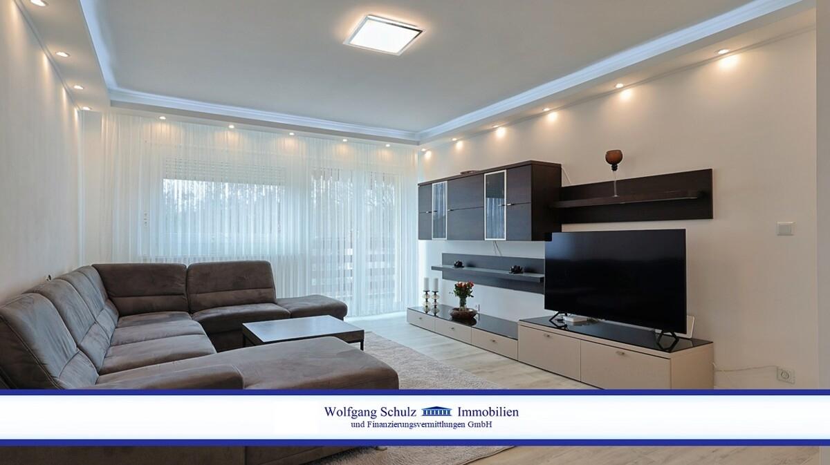 Wohnbereich mit Balkonzugang