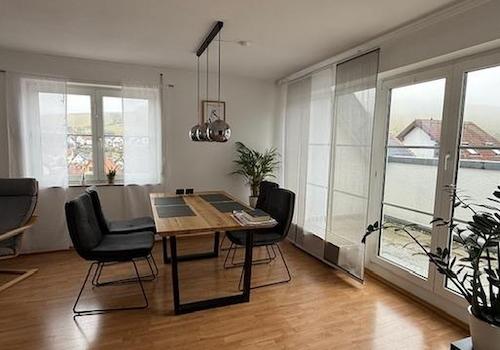 Essplatz beim Dachbalkon