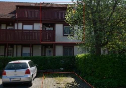 Außenseite Nord mit Stellplatz