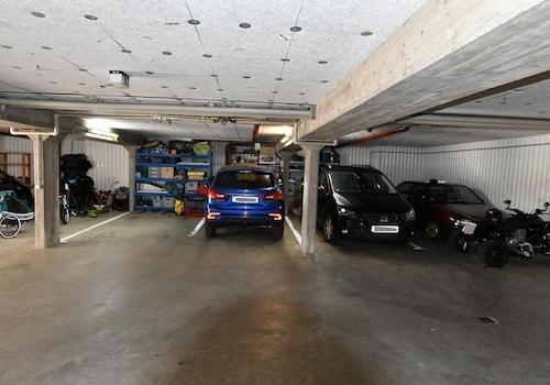 Tiefgaragenstellplatz