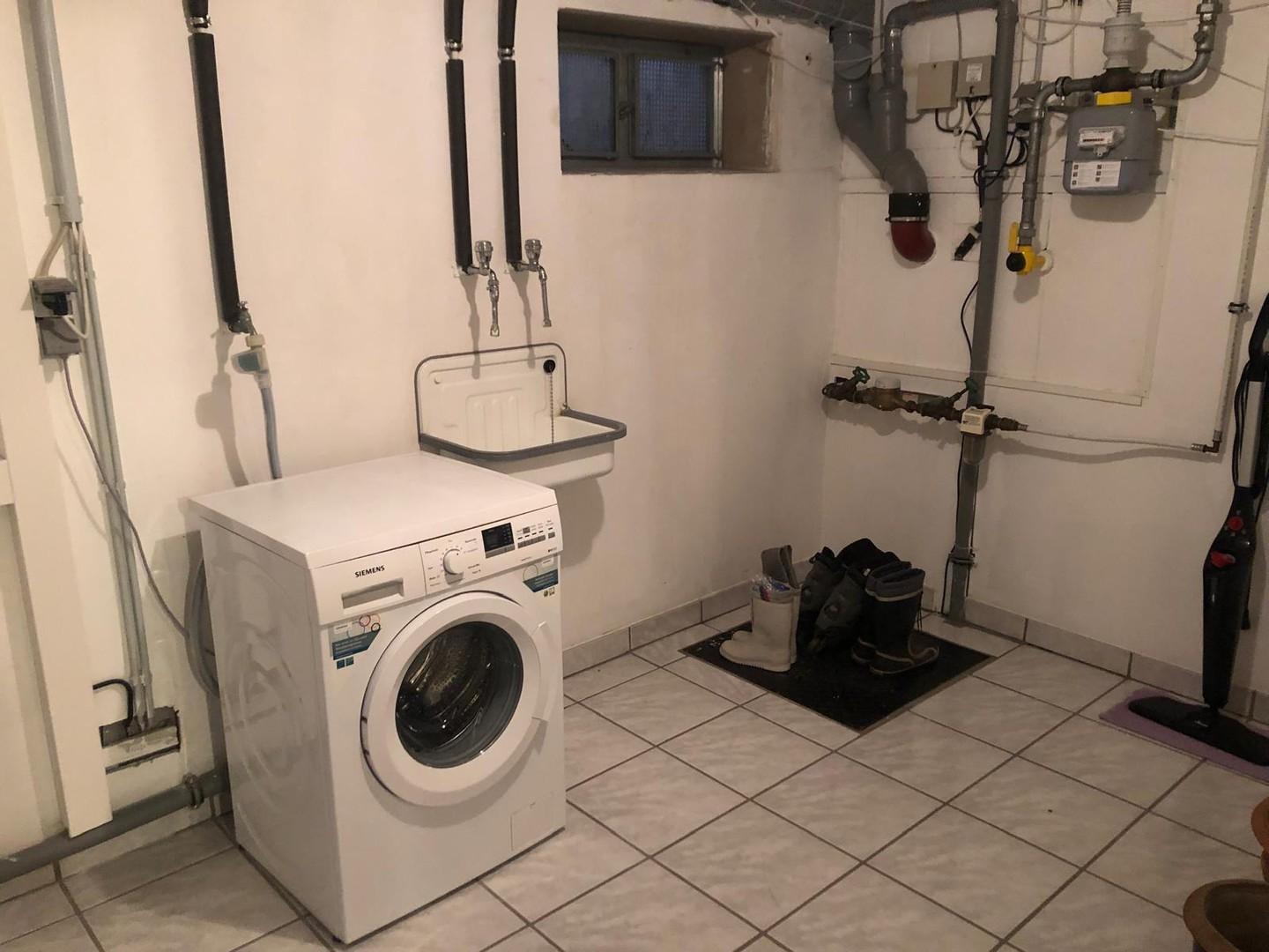 Waschküche/Versorgungsleit.