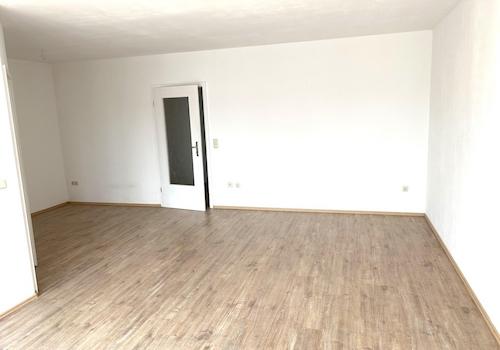 Wohnz. mit Arbeit-oder Essber.