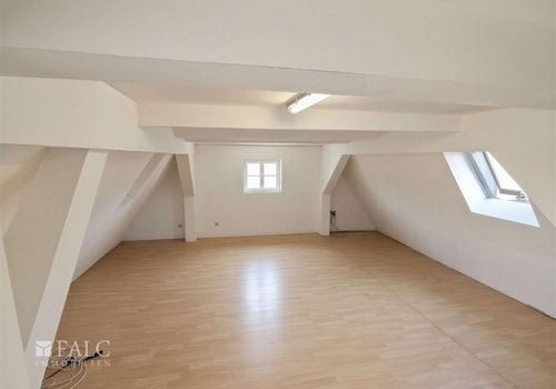 Wohnung 2 DG Büro I - (KI generiert)