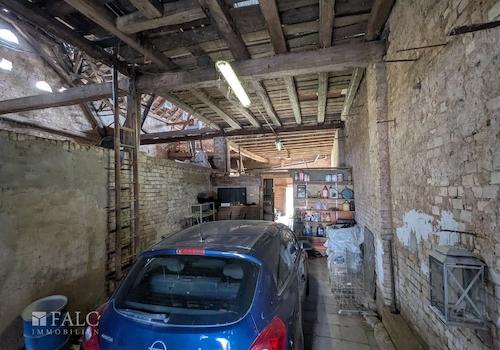 Stellplatz in Scheune