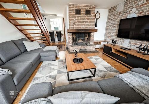 Wohnzimmer Anbau 1. OG (KI)