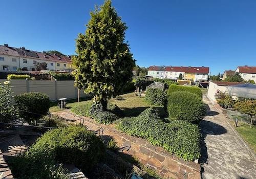 EG Terasse mit Gartenblick