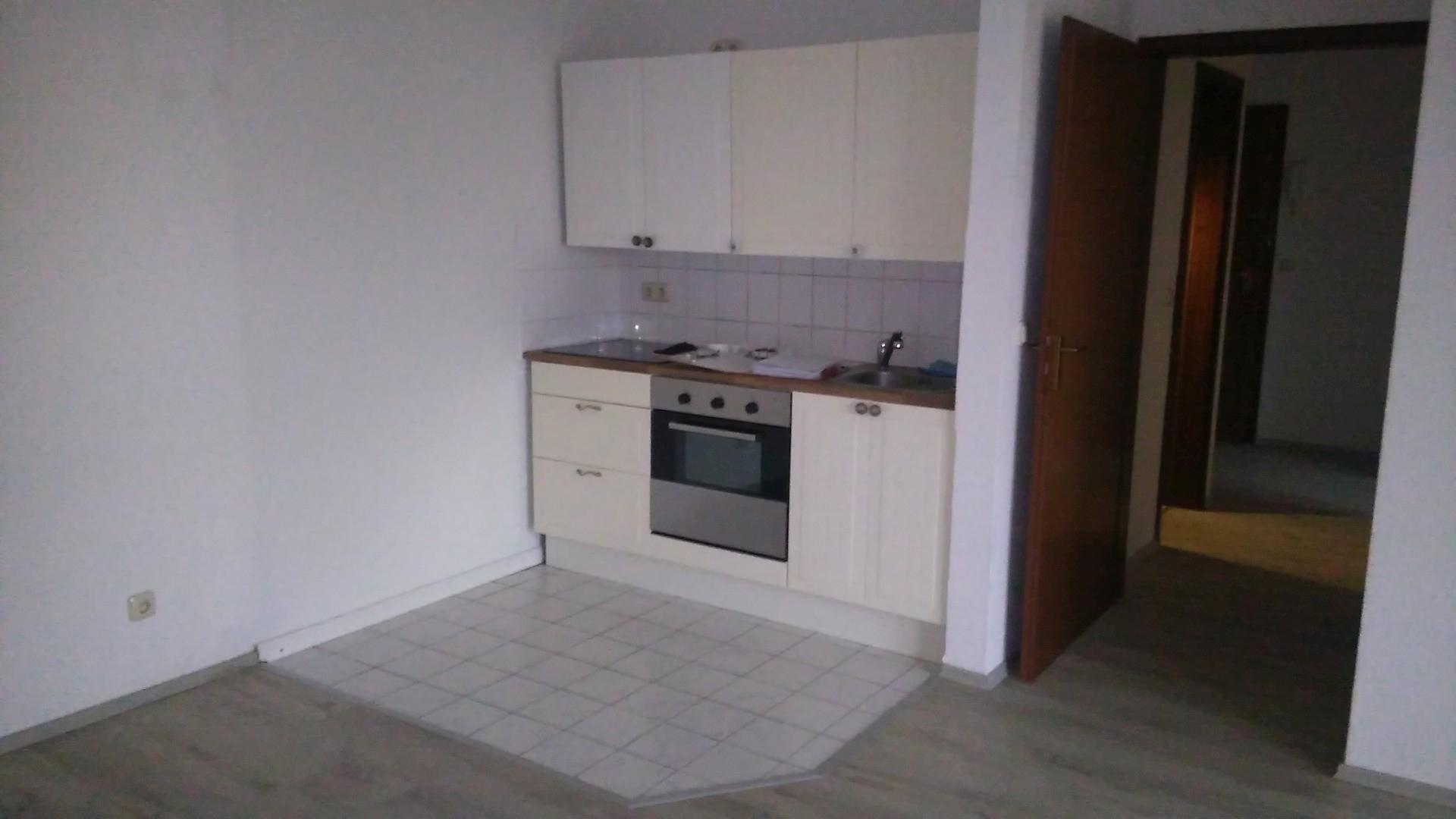 Wohnzimmer mit Küchenecke