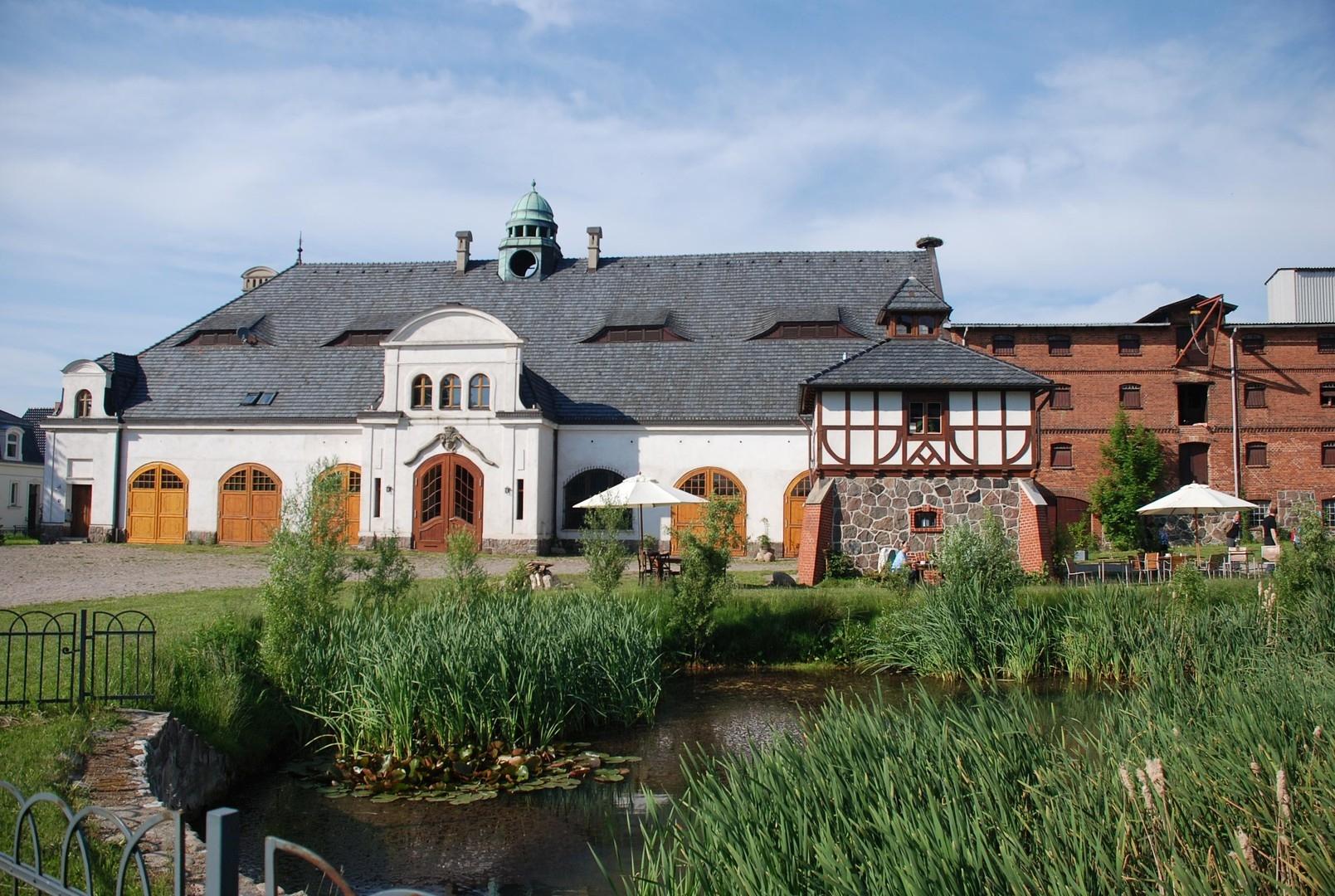 Marstall/Speicher/Dubenhus...