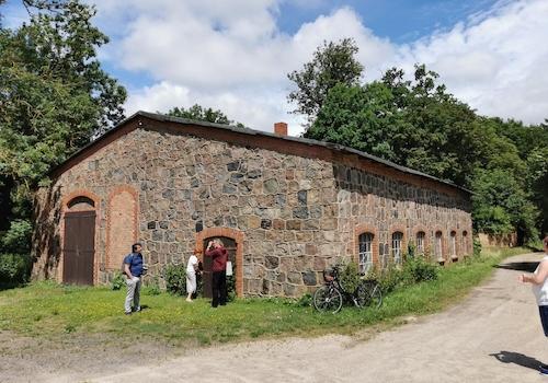 'Alte Stellmacherei' (=B&B?!)