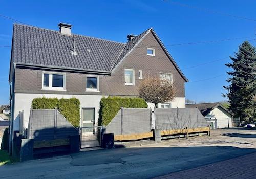 Straßenansicht