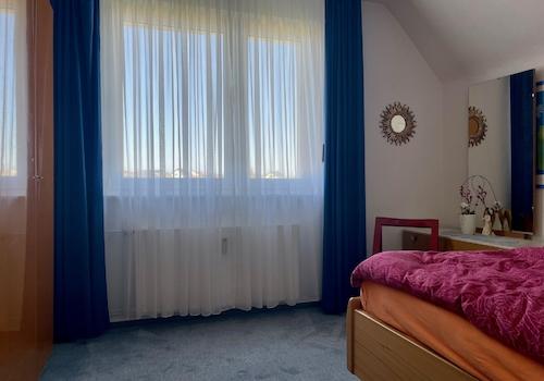 Schlafzimmer (OG)