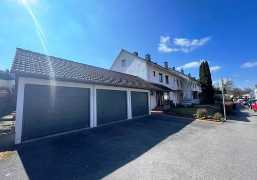 Hausansicht von der Straße