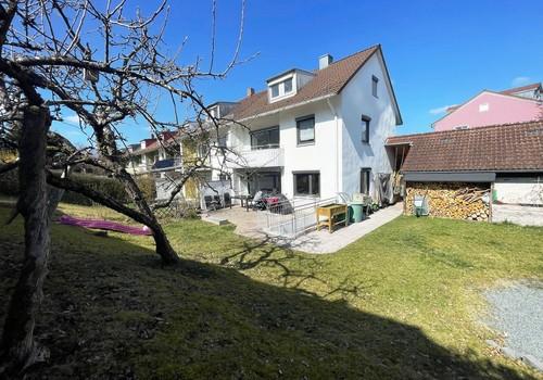 Großzügige Gartenfläche