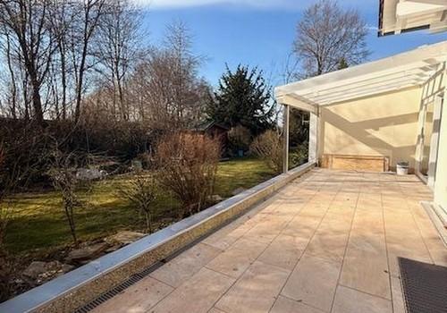 Balkonterrasse mit Pergola