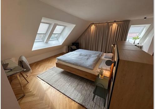 Schlafzimmer mit Ankleide