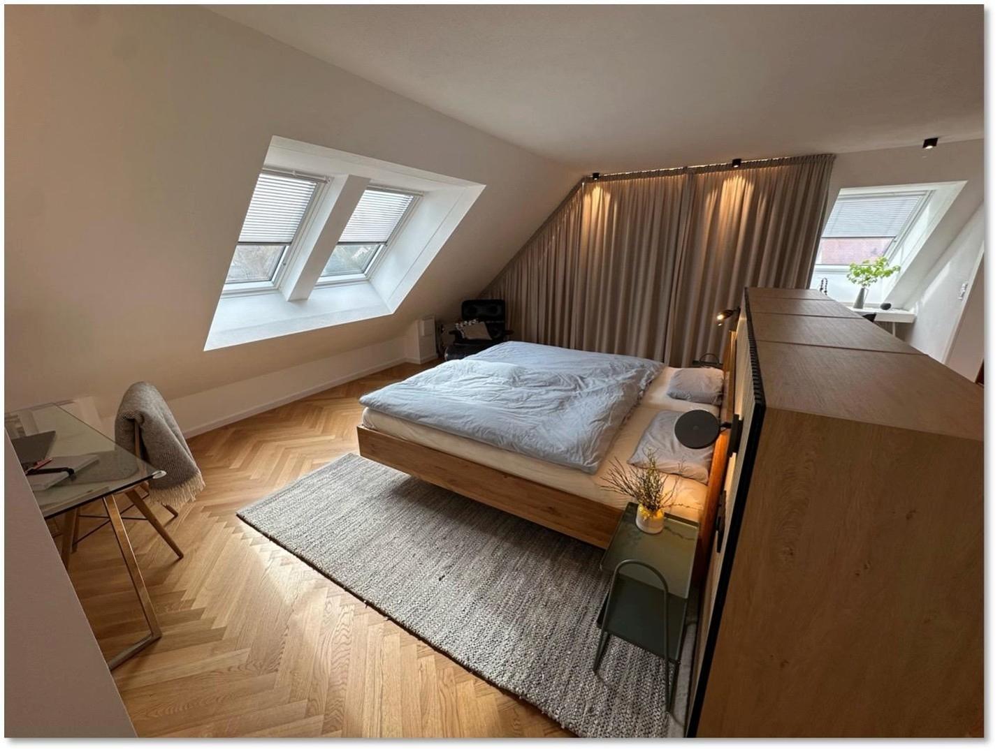 Schlafzimmer mit Ankleide
