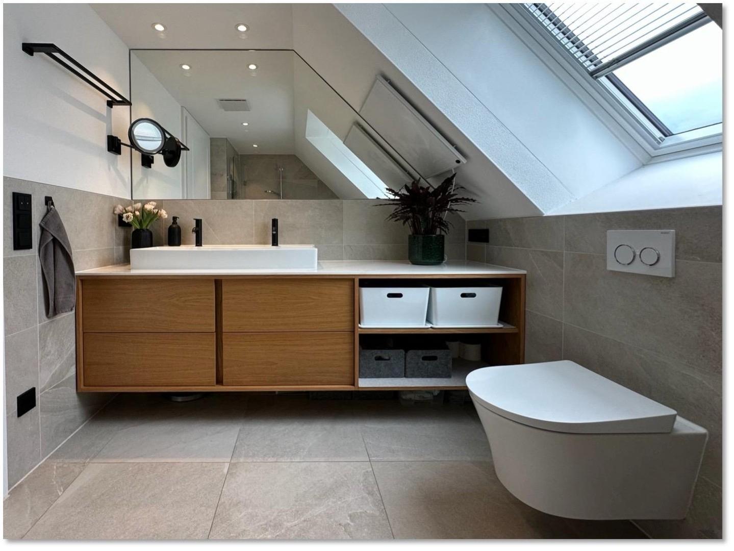 Badezimmer mit Badewanne