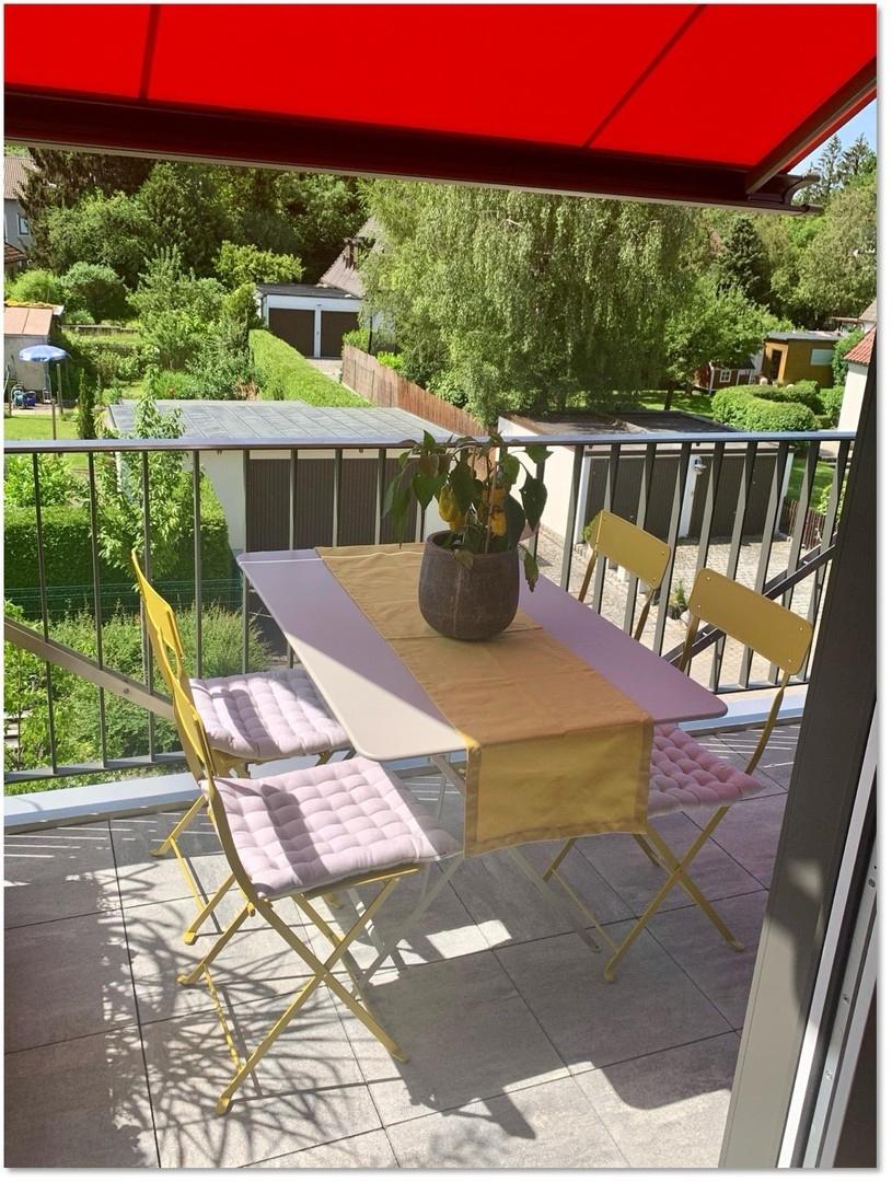 Balkon mit Blick ins Grüne