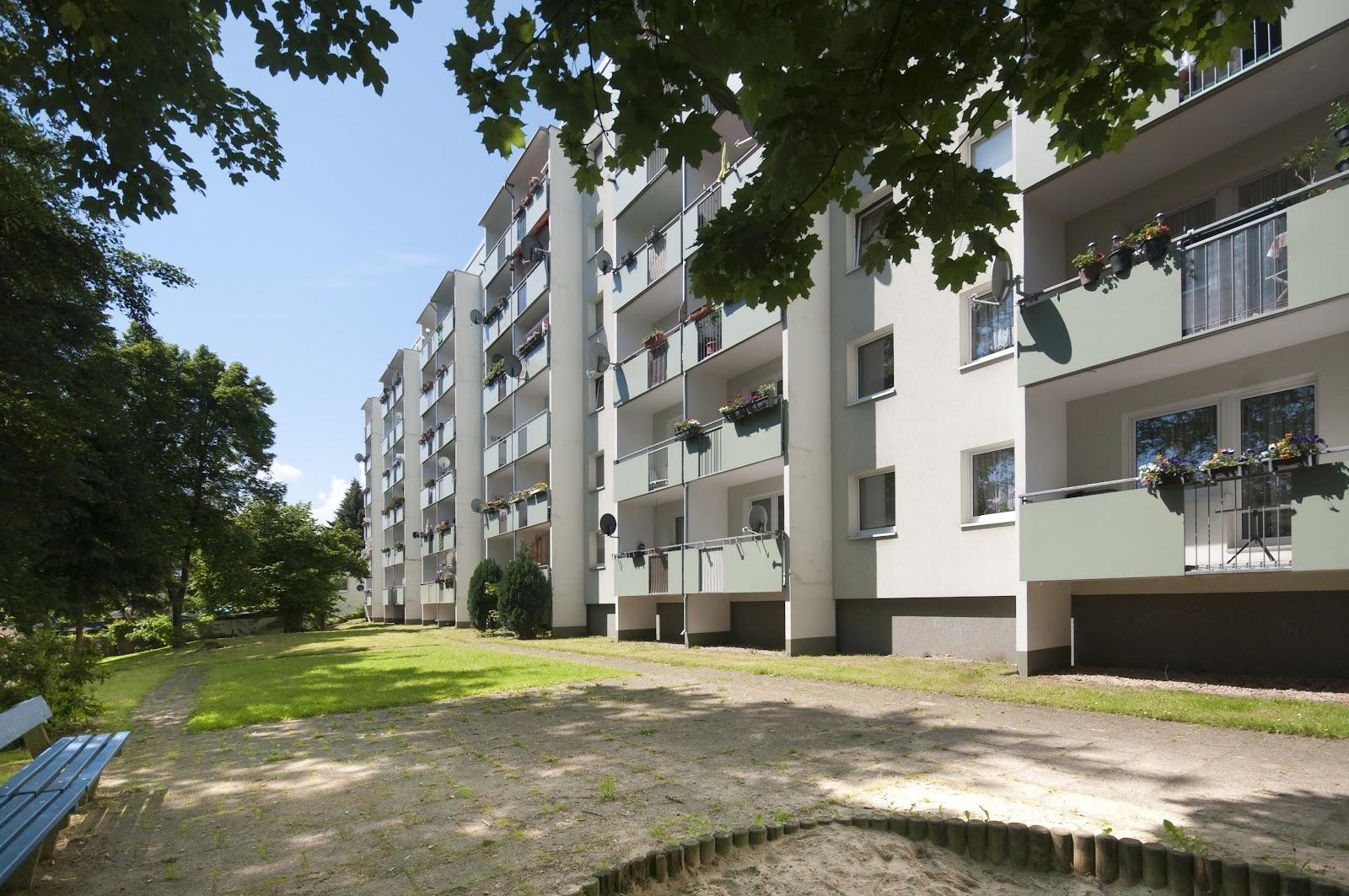 Hausansicht Balkonseite