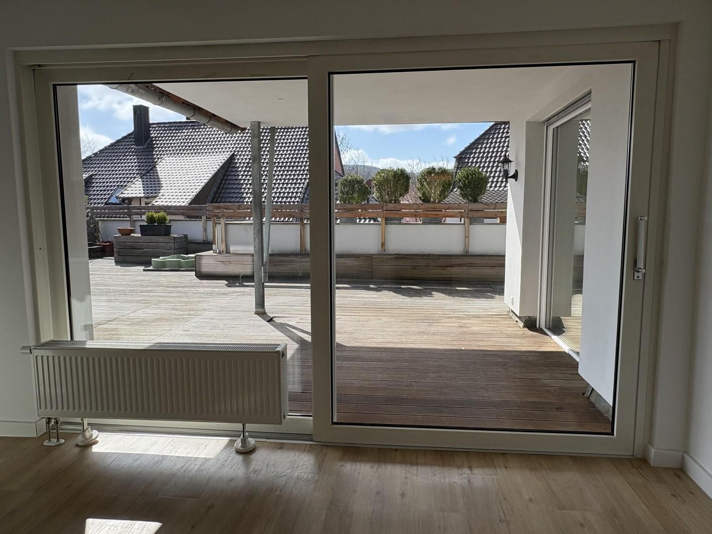 lichtdurchflutetes Esszimmer