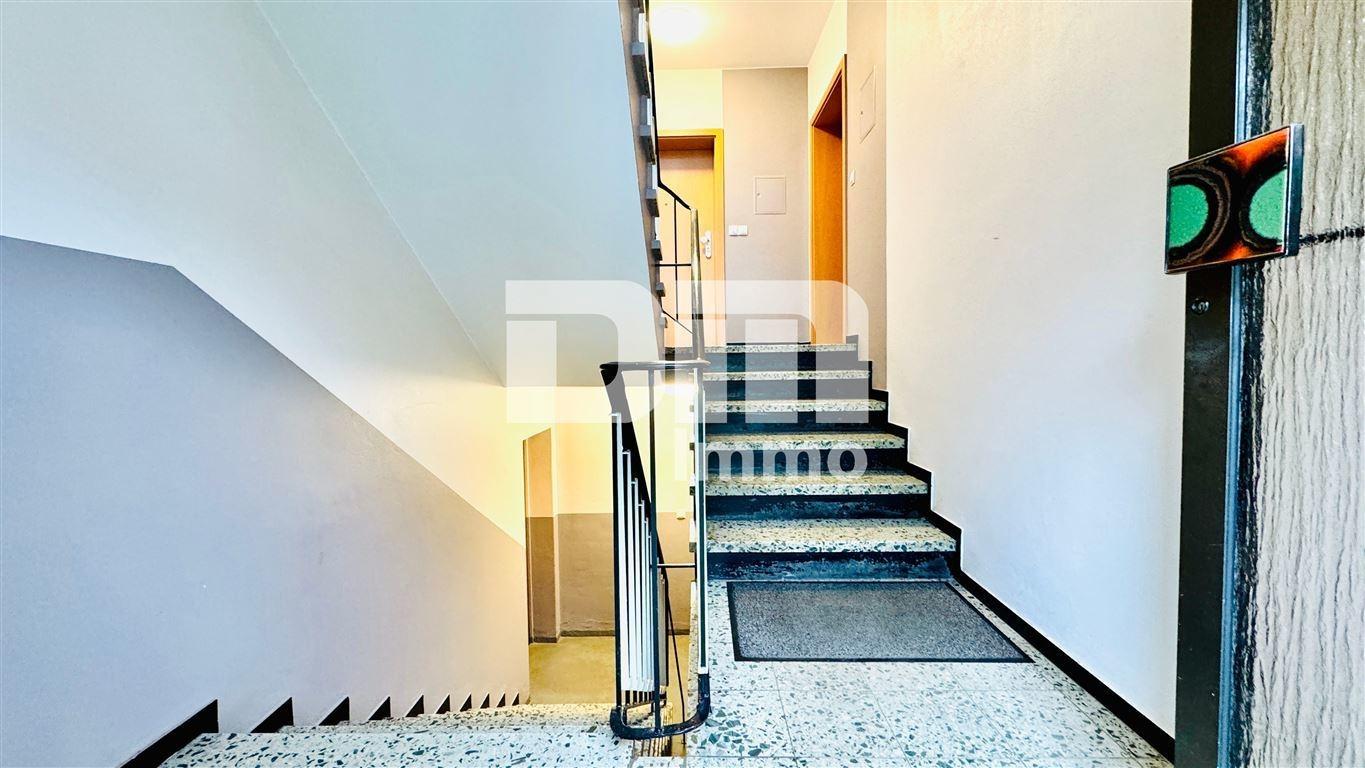 Haupteingang Treppenhaus