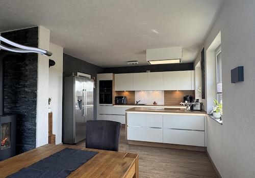 Blick vom Essber. in die Küche