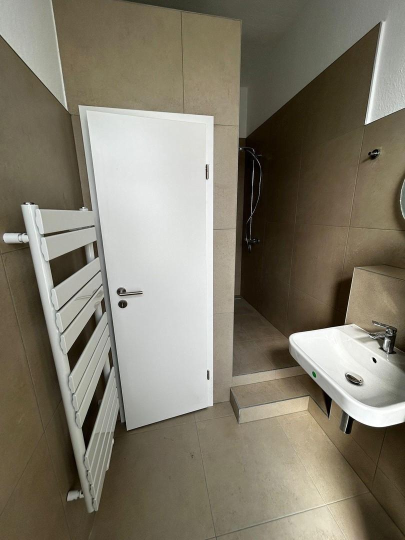 Badezimmer inkl. Abstellraum 