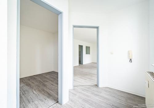 Eingangsbereich mit Hauswirtschaftsraum 