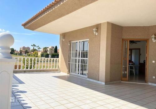 Frontseite / Vorderseite Chalet