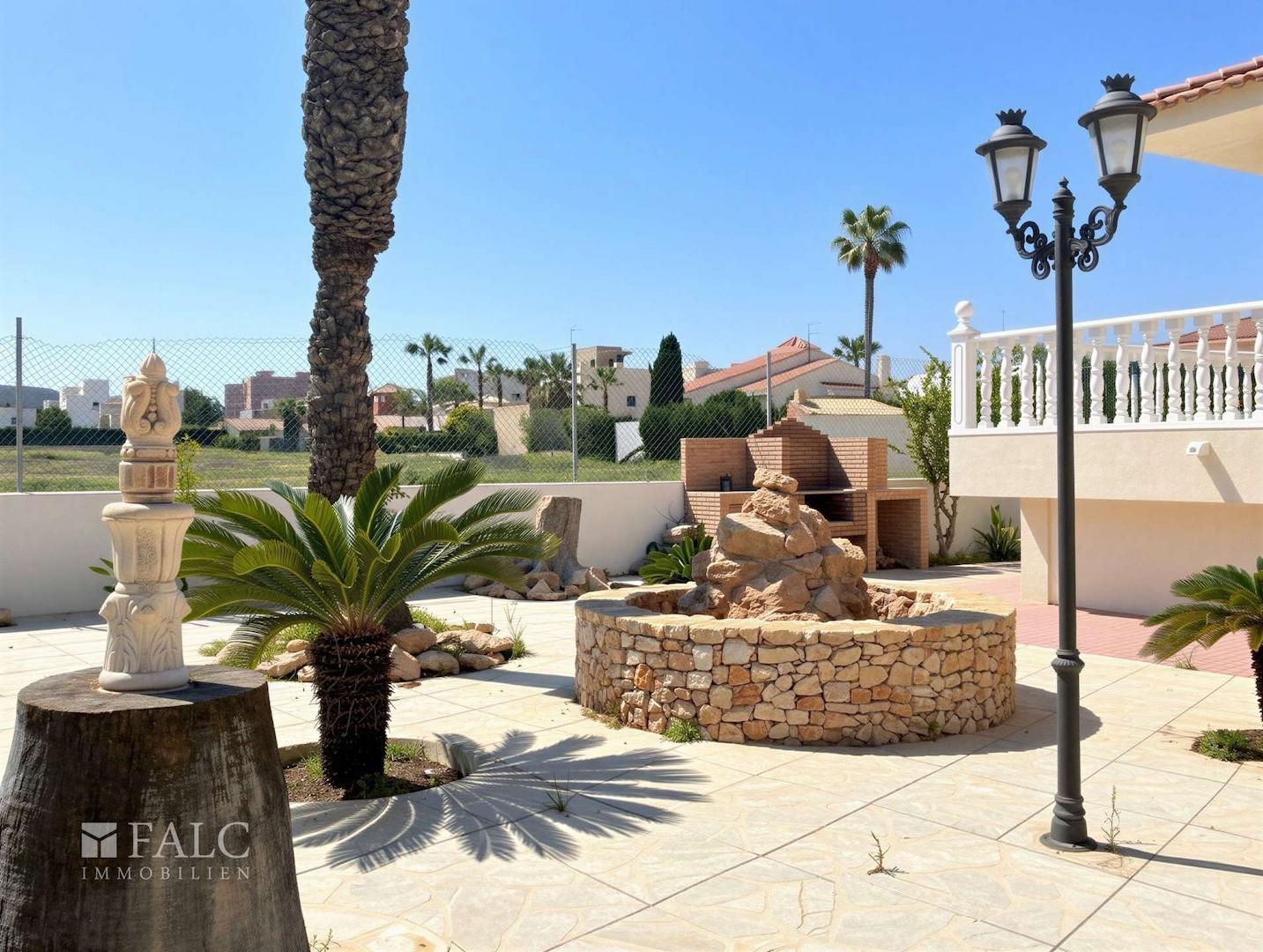 Vordergarten beim Hauseingang