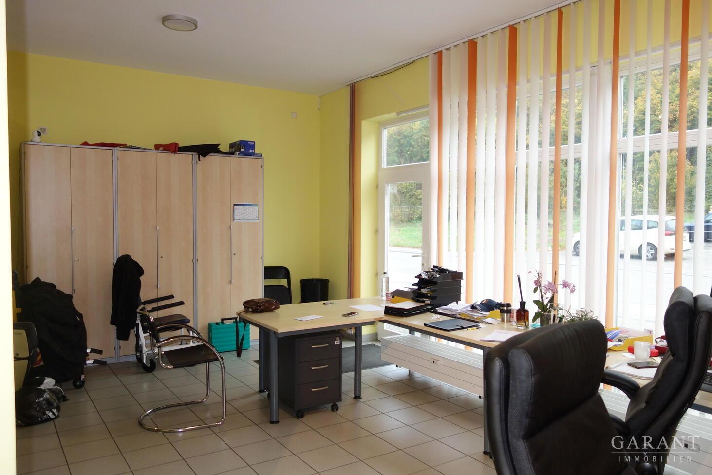 Büro 1
