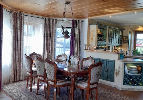 Essbereich und Küche