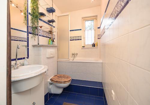 Badezimmer EG