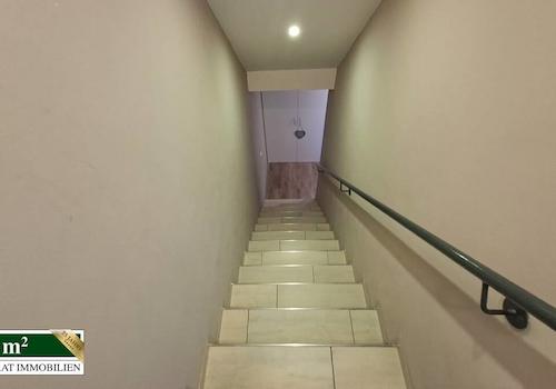 Treppe zum 1 OG
