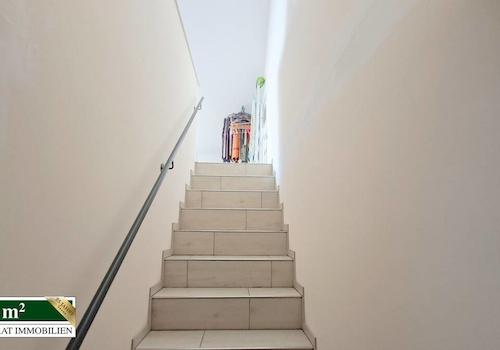 Treppe zum Dachgeschoss